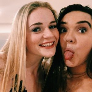 Meet your Posher, Olivia